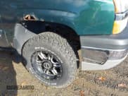 ✅ 2004 Chevrolet Silverado 1500 LS • VIN: 2GCEK19V541104448 • Lot: 43770775. Wystawiony na IAAI z przebiegiem 134 749 mil. Bezpłatny archiwum sprzedaży aukcyjnych z USA i szczegółowy raport historii pojazdu na DreamBid. Zdjęcie 16.