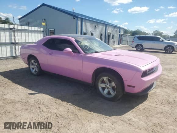 ✅ 2012 Dodge Challenger SXT • VIN: 2C3CDYAG7CH161977 • Lot: 72713354. Wystawiony na Copart z przebiegiem 240 769 mil. Bezpłatny archiwum sprzedaży aukcyjnych z USA i szczegółowy raport historii pojazdu na DreamBid. Zdjęcie 4.