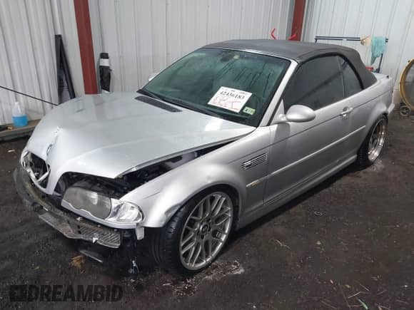 2005 BMW 3 Series M3 с VIN WBSBR93415PK09658, выставлен на аукционе IAAI как лот 42436183 с пробегом 79 062 миль миль и . История ставок и продаж доступна на DreamBid. Изображение 18.