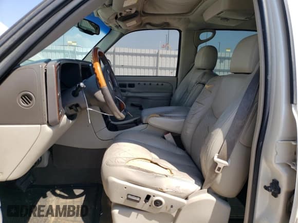 ✅ 2004 Cadillac Escalade EXT • VIN: 3GYEK62N54G137927 • Lot: 65477214. Listed on Copart with 141,120 mi. Free auction sales archive from the USA and detailed vehicle history report at DreamBid. Image 7.