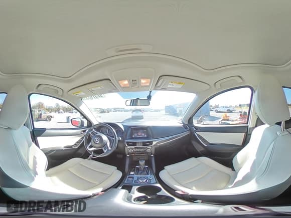 ✅ 2016 Mazda CX-5 Grand Touring • VIN: JM3KE4DY9G0790465 • Lot: 92579735. Wystawiony na Copart z przebiegiem 190 503 mil. Bezpłatny archiwum sprzedaży aukcyjnych z USA i szczegółowy raport historii pojazdu na DreamBid. Zdjęcie 15.