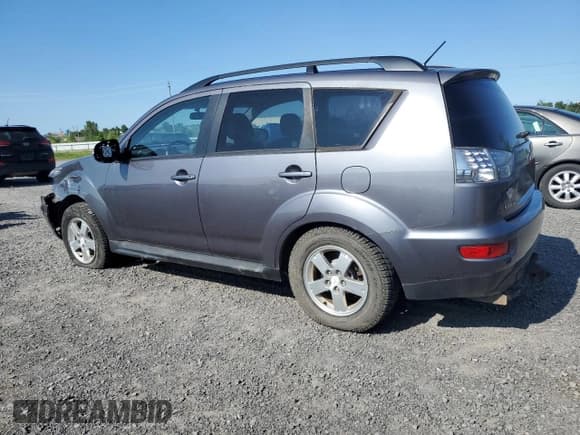 ✅ 2010 Mitsubishi Outlander LS • VIN: JA4JT3AX9AZ603528 • Lot: 66729785. Listed on Copart with 118,147 mi. Free auction sales archive from the USA and detailed vehicle history report at DreamBid. Image 2.