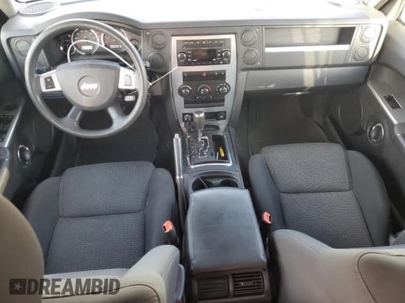 ✅ 2009 Jeep Commander Sport • VIN: 1J8HG48K79C541353 • Lot: 83828235. Listed on Copart with 128,347 mi. Free auction sales archive from the USA and detailed vehicle history report at DreamBid. Image 8.