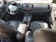 ✅ 2013 Kia Sportage EX • VIN: KNDPCCA22D7451046 • Лот: 85700564. Опубликован ранее на Copart с пробегом Не указан. Бесплатный доступ к архиву аукционных продаж из США и подробный отчёт об истории автомобиля на DreamBid. Изображение 8.