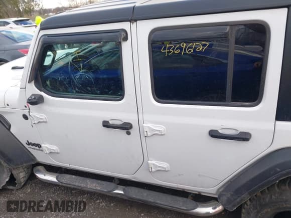 ✅ 2022 Jeep Wrangler Unlimited Sport S • VIN: 1C4HJXDG3NW185374 • Lot: 43696127. Listed on IAAI with 52,980 mi. Free auction sales archive from the USA and detailed vehicle history report at DreamBid. Image 15.