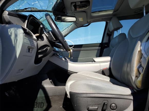 ✅ 2022 Hyundai Palisade SEL • VIN: KM8R44HE3NU442012 • Лот: 41743465. Опубликован ранее на Copart с пробегом 58 213 миль. Бесплатный доступ к архиву аукционных продаж из США и подробный отчёт об истории автомобиля на DreamBid. Изображение 7.