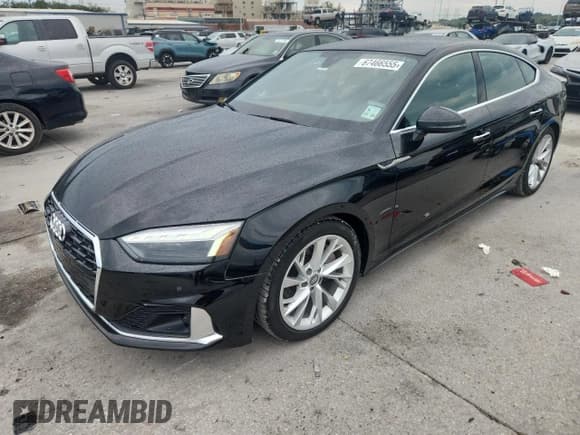 ✅ 2020 Audi A5 Sportback Premium Plus • VIN: WAUCNCF52LA001715 • Lot: 67466555. Wystawiony na Copart z przebiegiem 45 295 mil. Bezpłatny archiwum sprzedaży aukcyjnych z USA i szczegółowy raport historii pojazdu na DreamBid. Zdjęcie 1.