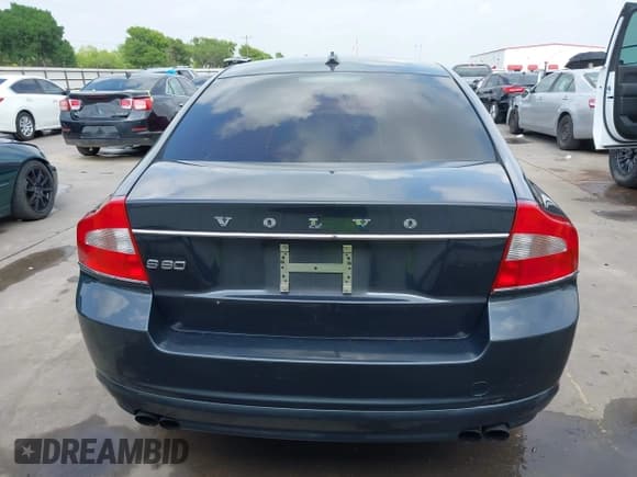 ✅ 2011 Volvo S80 3.2L • VIN: YV1952AS1B1138075 • Lot: 41918597. Listed on IAAI with 192,441 mi. Free auction sales archive from the USA and detailed vehicle history report at DreamBid. Image 16.