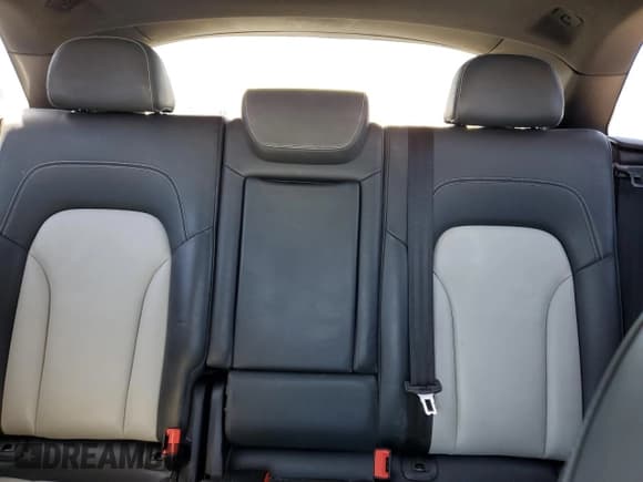 ✅ 2015 Audi SQ5 Premium Plus • VIN: WA1CGAFP2FA133987 • Lot: 47605733. Listed on Copart with 82,091 mi. Free auction sales archive from the USA and detailed vehicle history report at DreamBid. Image 10.