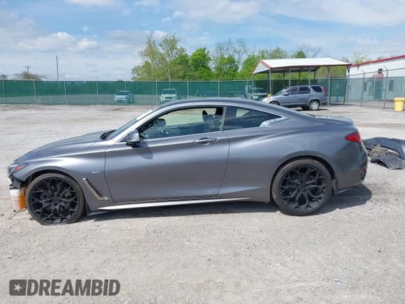 ✅ 2018 Infiniti Q60 Sport • VIN: JN1EV7EL9JM393075 • Лот: 42181186. Опубликован ранее на IAAI с пробегом 32 608 миль. Бесплатный доступ к архиву аукционных продаж из США и подробный отчёт об истории автомобиля на DreamBid. Изображение 15.