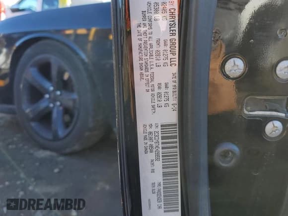 ✅ 2014 Dodge Challenger R/T Classic • VIN: 2C3CDYBTXEH299592 • Lot: 87731455. Wystawiony na Copart z przebiegiem 120 779 mil. Bezpłatny archiwum sprzedaży aukcyjnych z USA i szczegółowy raport historii pojazdu na DreamBid. Zdjęcie 12.