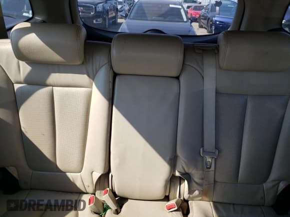 ✅ 2008 Hyundai Santa Fe GLS • VIN: 5NMSG13D58H159665 • Lot: 70779364. Listed on Copart with 372,723 mi. Free auction sales archive from the USA and detailed vehicle history report at DreamBid. Image 10.