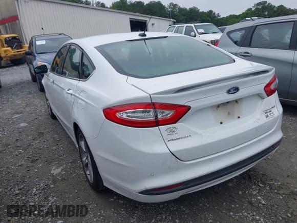 ✅ 2016 Ford Fusion SE • VIN: 3FA6P0H71GR162985 • Lot: 42347539. Listed on IAAI with 330,641 mi. Free auction sales archive from the USA and detailed vehicle history report at DreamBid. Image 3.