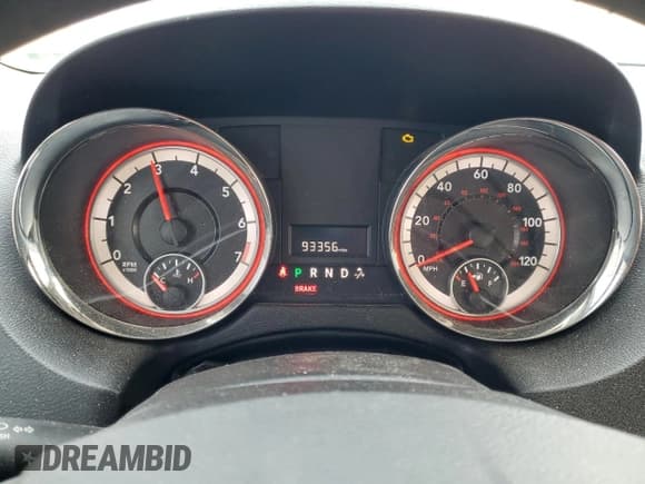 ✅ 2015 Dodge Grand Caravan SE Plus • VIN: 2C4RDGBG5FR724246 • Лот: 42506475. Опубликован ранее на Copart с пробегом 93 356 миль. Бесплатный доступ к архиву аукционных продаж из США и подробный отчёт об истории автомобиля на DreamBid. Изображение 9.