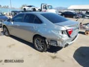 ✅ 2017 Toyota Camry XLE • VIN: 4T1BF1FK1HU423885 • Лот: 43571550. Опубликован ранее на IAAI с пробегом 110 333 миль. Бесплатный доступ к архиву аукционных продаж из США и подробный отчёт об истории автомобиля на DreamBid. Изображение 3.