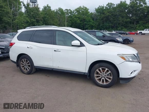 ✅ 2015 Nissan Pathfinder SL • VIN: 5N1AR2MM5FC705429 • Lot: 42678231. Wystawiony na IAAI z przebiegiem 162 526 mil. Bezpłatny archiwum sprzedaży aukcyjnych z USA i szczegółowy raport historii pojazdu na DreamBid. Zdjęcie 13.