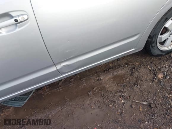 ✅ 2006 Toyota Prius • VIN: JTDKB20U667518440 • Lot: 43814492. Listed on IAAI with Not provided. Free auction sales archive from the USA and detailed vehicle history report at DreamBid. Image 11.