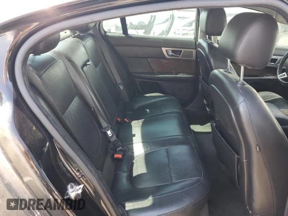 ✅ 2009 Jaguar XF Supercharged • VIN: SAJWA07C991R23013 • Lot: 82195274. Wystawiony na Copart z przebiegiem 112 985 mil. Bezpłatny archiwum sprzedaży aukcyjnych z USA i szczegółowy raport historii pojazdu na DreamBid. Zdjęcie 10.