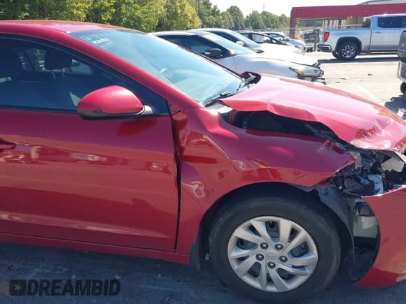 ✅ 2020 Hyundai Elantra SE • VIN: KMHD74LFXLU070764 • Lot: 43360497. Listed on IAAI with 43,140 mi. Free auction sales archive from the USA and detailed vehicle history report at DreamBid. Image 6.