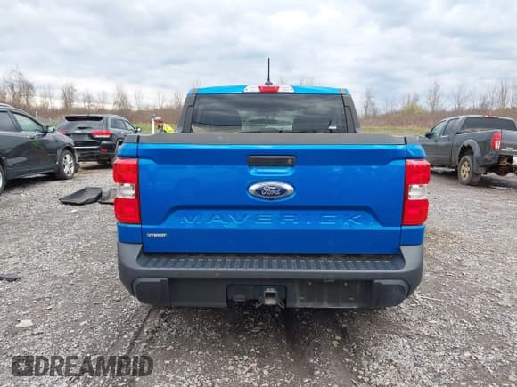 ✅ 2022 Ford Maverick Lariat • VIN: 3FTTW8E39NRA79706 • Lot: 43576136. Wystawiony na IAAI z przebiegiem 35 040 mil. Bezpłatny archiwum sprzedaży aukcyjnych z USA i szczegółowy raport historii pojazdu na DreamBid. Zdjęcie 17.