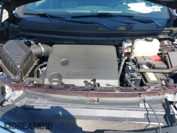 ✅ 2022 Chevrolet Traverse LT • VIN: 1GNEVHKW1NJ123001 • Lot: 42672210. Wystawiony na IAAI z przebiegiem 39 196 mil. Bezpłatny archiwum sprzedaży aukcyjnych z USA i szczegółowy raport historii pojazdu na DreamBid. Zdjęcie 10.