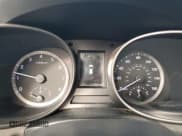 ✅ 2017 Hyundai Santa Fe SE • VIN: KM8SMDHF2HU187903 • Лот: 86096015. Опубликован ранее на Copart с пробегом 173 043 миль. Бесплатный доступ к архиву аукционных продаж из США и подробный отчёт об истории автомобиля на DreamBid. Изображение 9.