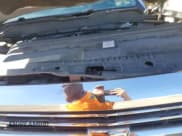 ✅ 2015 Chevrolet Silverado 2500HD Work Truck • VIN: 1GC0CUEGXFZ538701 • Lot: 89376185. Wystawiony na Copart z przebiegiem 198 348 mil. Bezpłatny archiwum sprzedaży aukcyjnych z USA i szczegółowy raport historii pojazdu na DreamBid. Zdjęcie 11.