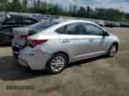 2019 Hyundai Accent SE z VIN 3KPC24A33KE087796, wystawiony jako Copart lot #52518864 z przebiegiem 20 538 mil mil oraz . Historia ofert i sprzedaży dostępna na DreamBid. Obrazek 3.