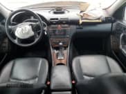 ✅ 2005 Mercedes-Benz C 320 • VIN: WDBRF84J05F567819 • Lot: 64182995. Wystawiony na Copart z przebiegiem 156 192 mil. Bezpłatny archiwum sprzedaży aukcyjnych z USA i szczegółowy raport historii pojazdu na DreamBid. Zdjęcie 8.