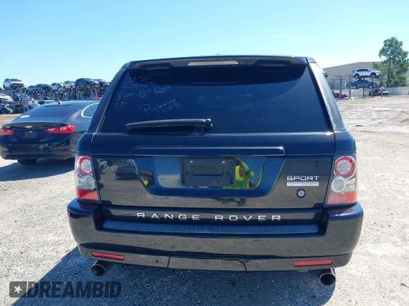 ✅ 2011 Land Rover Range Rover Sport HSE Lux • VIN: SALSK2D41BA711966 • Lot: 42825979. Listed on IAAI with 184,922 mi. Free auction sales archive from the USA and detailed vehicle history report at DreamBid. Image 17.
