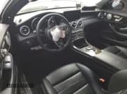 ✅ 2019 Mercedes-Benz C 300 • VIN: WDDWJ8DB4KF924058 • Lot: 47143495. Wystawiony na Copart z przebiegiem 55 268 mil. Bezpłatny archiwum sprzedaży aukcyjnych z USA i szczegółowy raport historii pojazdu na DreamBid. Zdjęcie 8.