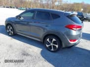 ✅ 2017 Hyundai Tucson Sport • VIN: KM8J3CA20HU429359 • Lot: 43643292. Wystawiony na IAAI z przebiegiem 125 049 mil. Bezpłatny archiwum sprzedaży aukcyjnych z USA i szczegółowy raport historii pojazdu na DreamBid. Zdjęcie 3.