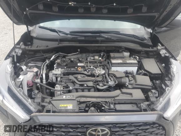 ✅ 2022 Toyota Corolla Cross L • VIN: 7MUAAAAG1NV021632 • Lot: 53156255. Listed on Copart with 11,808 mi. Free auction sales archive from the USA and detailed vehicle history report at DreamBid. Image 12.
