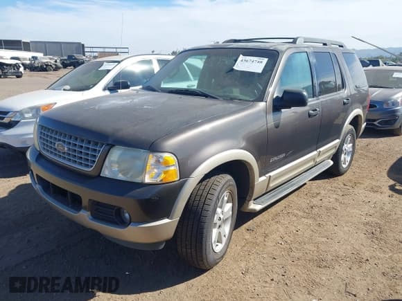 ✅ 2005 Ford Explorer Eddie Bauer • VIN: 1FMDU64W15UB76803 • Лот: 43674748. Опубликован ранее на IAAI с пробегом 200 028 миль. Бесплатный доступ к архиву аукционных продаж из США и подробный отчёт об истории автомобиля на DreamBid. Изображение 2.