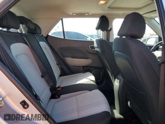 ✅ 2022 Hyundai Venue SEL • VIN: KMHRC8A30NU165676 • Lot: 90048295. Listed on Copart with 25,164 mi. Free auction sales archive from the USA and detailed vehicle history report at DreamBid. Image 11.