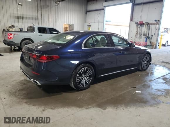 ✅ 2024 Mercedes-Benz E 350 • VIN: W1KLF4HB5RA082085 • Lot: 93689925. Listed on Copart with 10,885 mi. Free auction sales archive from the USA and detailed vehicle history report at DreamBid. Image 3.