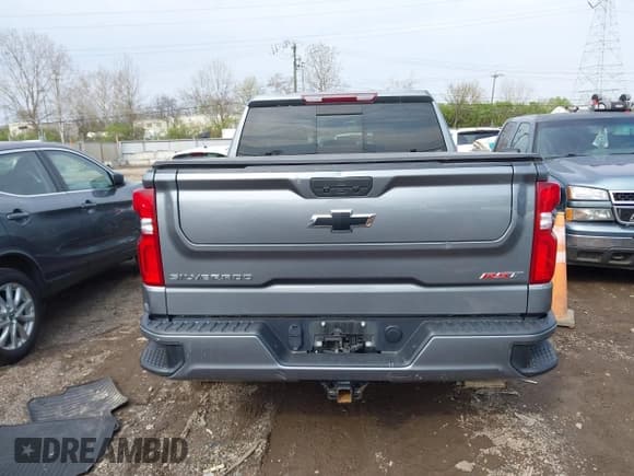 ✅ 2021 Chevrolet Silverado 1500 RST • VIN: 3GCUYEET9MG373386 • Lot: 41974575. Wystawiony na IAAI z przebiegiem 78 861 mil. Bezpłatny archiwum sprzedaży aukcyjnych z USA i szczegółowy raport historii pojazdu na DreamBid. Zdjęcie 16.