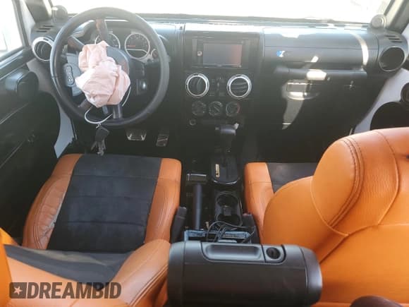 ✅ 2007 Jeep Wrangler Unlimited Sahara • VIN: 1J4GB59117L143155 • Lot: 92919195. Listed on Copart with Not provided. Free auction sales archive from the USA and detailed vehicle history report at DreamBid. Image 8.