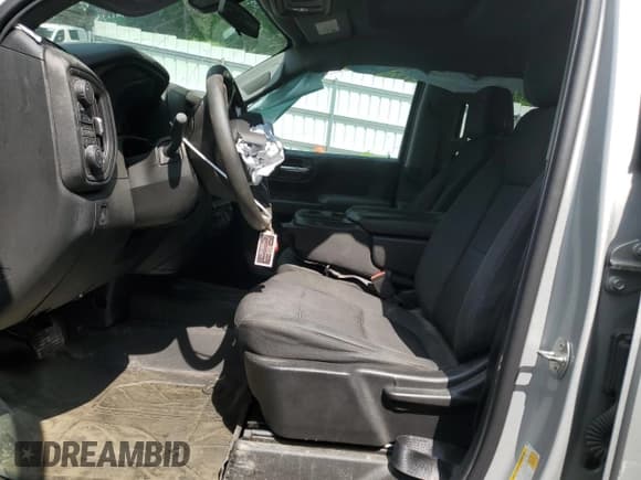 ✅ 2020 Chevrolet Silverado 1500 Custom • VIN: 1GCRYBEK9LZ208044 • Lot: 60310365. Listed on Copart with 81,115 mi. Free auction sales archive from the USA and detailed vehicle history report at DreamBid. Image 7.