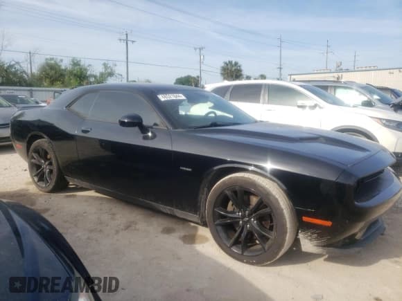 ✅ 2017 Dodge Challenger R/T • VIN: 2C3CDZBT0HH613387 • Lot: 48521844. Wystawiony na Copart z przebiegiem 128 886 mil. Bezpłatny archiwum sprzedaży aukcyjnych z USA i szczegółowy raport historii pojazdu na DreamBid. Zdjęcie 4.