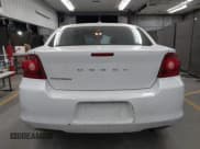 ✅ 2014 Dodge Avenger SE • VIN: 1C3CDZAB7EN220112 • Лот: 43519445. Опубликован ранее на IAAI с пробегом 121 708 миль. Бесплатный доступ к архиву аукционных продаж из США и подробный отчёт об истории автомобиля на DreamBid. Изображение 16.