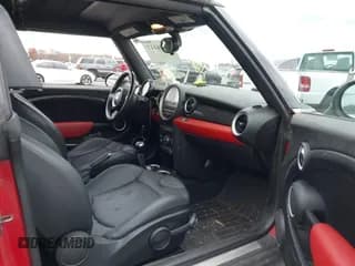 ✅ 2013 MINI Convertible S • VIN: WMWZP3C58DT297757 • Лот: 43656117. Опубликован ранее на IAAI с пробегом 109 314 миль. Бесплатный доступ к архиву аукционных продаж из США и подробный отчёт об истории автомобиля на DreamBid. Изображение 5.