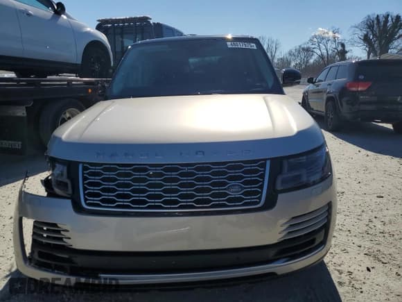 ✅ 2019 Land Rover Range Rover • VIN: SALGS2RE4KA535342 • Lot: 48017975. Listed on Copart with 62,133 mi. Free auction sales archive from the USA and detailed vehicle history report at DreamBid. Image 5.