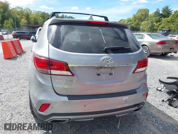 ✅ 2017 Hyundai Santa Fe Limited Ultimate • VIN: KM8SR4HF7HU216720 • Лот: 43228756. Опубликован ранее на IAAI с пробегом Не указан. Бесплатный доступ к архиву аукционных продаж из США и подробный отчёт об истории автомобиля на DreamBid. Изображение 16.