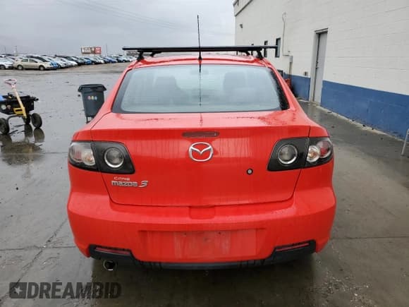 ✅ 2007 Mazda 3 i Sport • VIN: JM1BK12FX71686417 • Лот: 93665115. Опубликован ранее на Copart с пробегом Не указан. Бесплатный доступ к архиву аукционных продаж из США и подробный отчёт об истории автомобиля на DreamBid. Изображение 6.