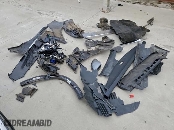 ✅ 2024 Mercedes-Benz GLS 450 • VIN: 4JGFF5KE6RB173839 • Lot: 96074945. Wystawiony na Copart z przebiegiem 3 429 mil. Bezpłatny archiwum sprzedaży aukcyjnych z USA i szczegółowy raport historii pojazdu na DreamBid. Zdjęcie 12.