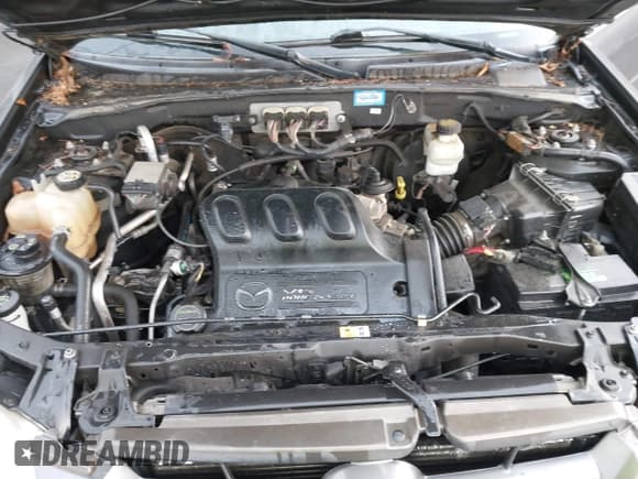 ✅ 2006 Mazda Tribute S • VIN: 4F2YZ04186KM20128 • Лот: 42703549. Опубликован ранее на IAAI с пробегом 176 573 миль. Бесплатный доступ к архиву аукционных продаж из США и подробный отчёт об истории автомобиля на DreamBid. Изображение 10.