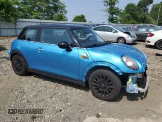 2017 MINI Hardtop Cooper with VIN WMWXP5C52H3C63759, listed as a Copart auction lot 60203935 with 118,339 mi miles and Salvage title. Bid and sale history available at DreamBid. Image 4.