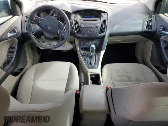 ✅ 2015 Ford Focus SE • VIN: 1FADP3F28FL313768 • Lot: 82620284. Listed on Copart with 106,375 mi. Free auction sales archive from the USA and detailed vehicle history report at DreamBid. Image 8.