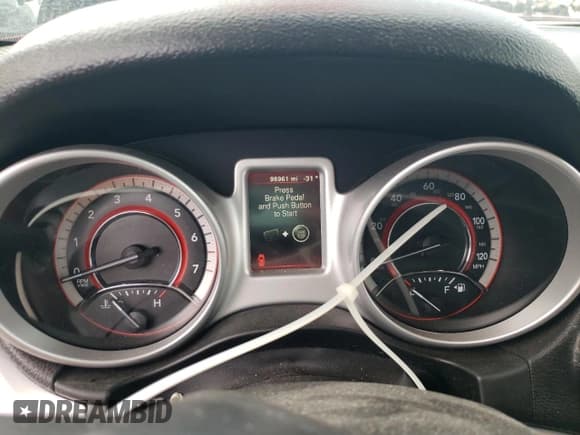 ✅ 2017 Dodge Journey SXT • VIN: 3C4PDDBGXHT574530 • Lot: 83863395. Wystawiony na Copart z przebiegiem 98 961 mil. Bezpłatny archiwum sprzedaży aukcyjnych z USA i szczegółowy raport historii pojazdu na DreamBid. Zdjęcie 9.